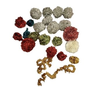 Large Lot Of Vintage Tinsel Christmas Garland